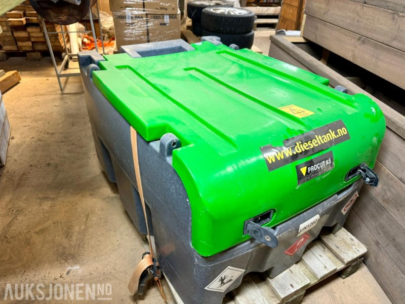 2020 Fortis Box 200 – 200 L Transportabel Dieseltank - Construction equipment: picture 4 2020 Fortis Box 200 – 200 L Transportabel Dieseltank - Construction equipment: picture 4