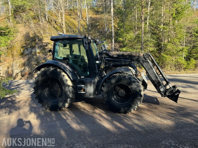 2021 Valtra N174 - Frontlaster - Farm tractor: picture 5 2021 Valtra N174 - Frontlaster - Farm tractor: picture 5