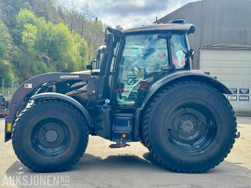 2021 Valtra N174 - S/V Dekk - Ryggekamera - Eu-godkjent til 09/25 - Timer: 5548 - Farm tractor: picture 5 2021 Valtra N174 - S/V Dekk - Ryggekamera - Eu-godkjent til 09/25 - Timer: 5548 - Farm tractor: picture 5
