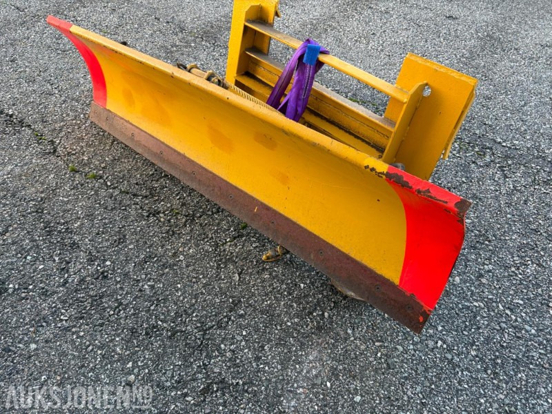 1900 kommunal skjær med euro feste - Agricultural machinery: picture 2 1900 kommunal skjær med euro feste - Agricultural machinery: picture 2