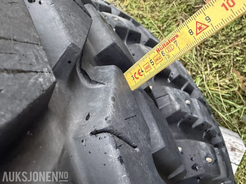 2 STK TRAKTORHJUL NOKIAN TYRES TRI 2 400/80R28 - Agricultural machinery: picture 3 2 STK TRAKTORHJUL NOKIAN TYRES TRI 2 400/80R28 - Agricultural machinery: picture 3
