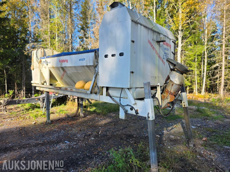 2009 Falkøping mixer C-LTFV - Agricultural machinery: picture 1 2009 Falkøping mixer C-LTFV - Agricultural machinery: picture 1