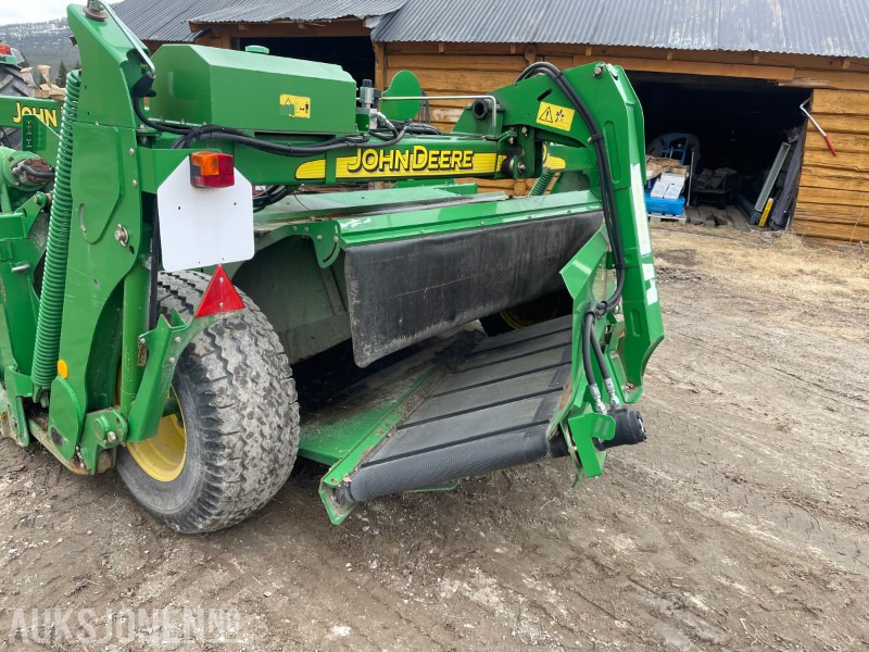2009 John Deere 530 slåmaskin med transportbånd - Agricultural machinery: picture 1 2009 John Deere 530 slåmaskin med transportbånd - Agricultural machinery: picture 1