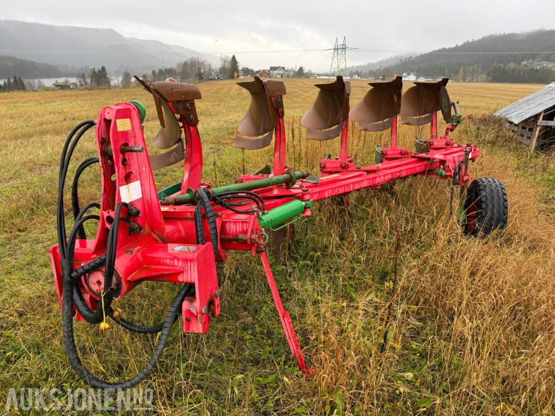 2010 UNIA vendeplog – 5 skjær, kraftig modell - Agricultural machinery: picture 2 2010 UNIA vendeplog – 5 skjær, kraftig modell - Agricultural machinery: picture 2