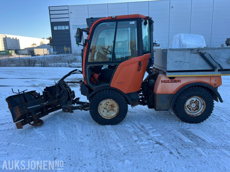 2011 Holder C250 med snøskær og strøkasse (Rep obj) - Agricultural machinery: picture 2 2011 Holder C250 med snøskær og strøkasse (Rep obj) - Agricultural machinery: picture 2