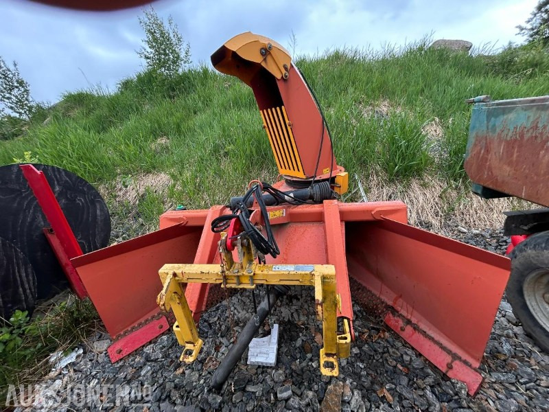 2012 DUUN VF253 V-Fres -Hydraulisk Kantvinge-Hydraulisk Sving - Agricultural machinery: picture 2 2012 DUUN VF253 V-Fres -Hydraulisk Kantvinge-Hydraulisk Sving - Agricultural machinery: picture 2