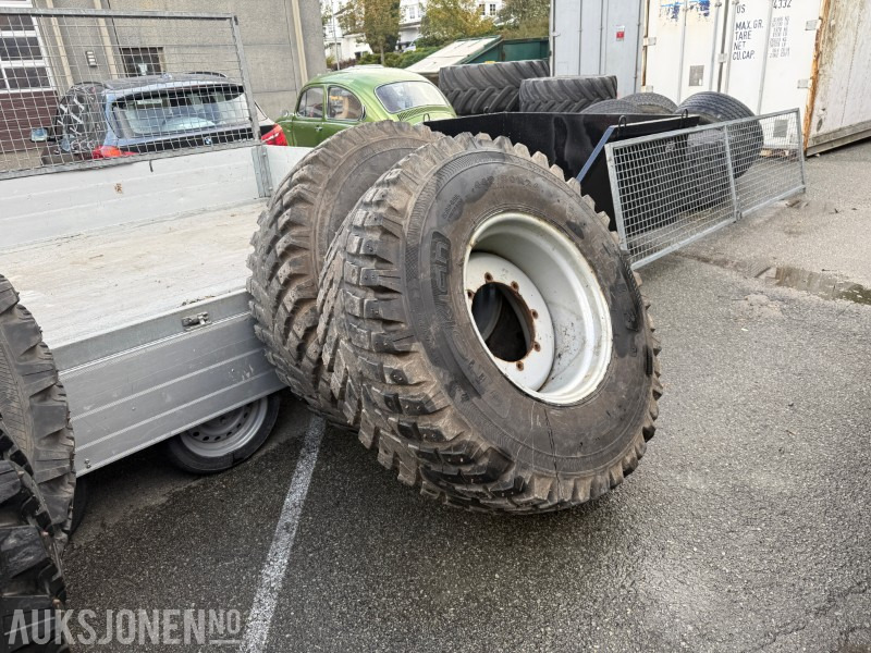 4 stk. Nokian TRI 2 – vinterhjul med felg (480/80R38 + 440/80R24) - Agricultural machinery: picture 5 4 stk. Nokian TRI 2 – vinterhjul med felg (480/80R38 + 440/80R24) - Agricultural machinery: picture 5