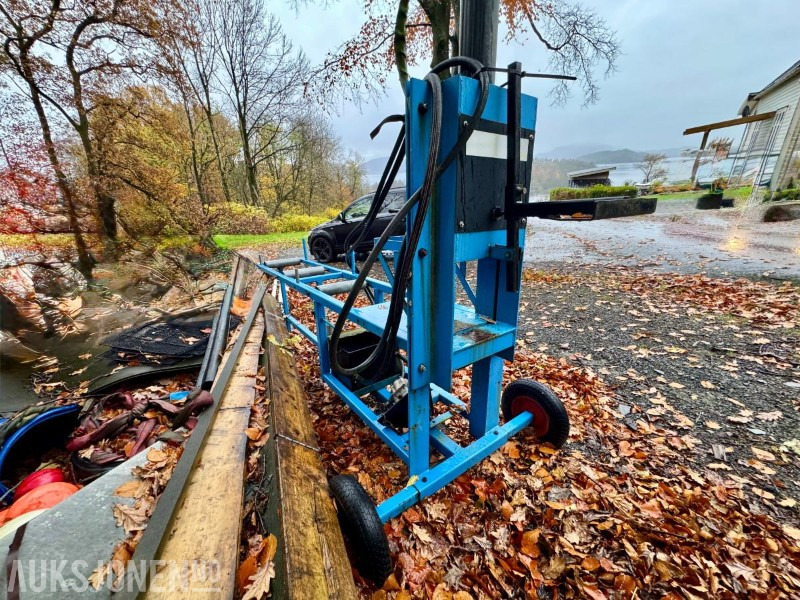 Svedbro Smida AB Vedklipper - Kløyvemaskin - Agricultural machinery: picture 3 Svedbro Smida AB Vedklipper - Kløyvemaskin - Agricultural machinery: picture 3