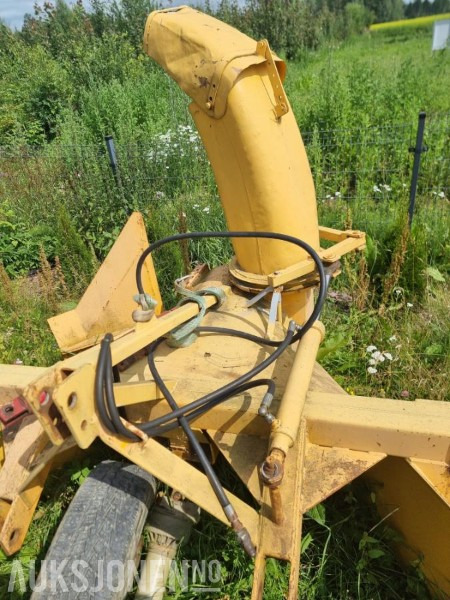 Traktor Snøfres 3 punkter feste med hydraulisk utkast - Agricultural machinery: picture 2 Traktor Snøfres 3 punkter feste med hydraulisk utkast - Agricultural machinery: picture 2