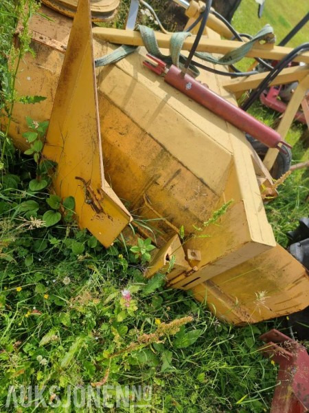 Agricultural machinery Traktor Snøfres 3 punkter feste med hydraulisk utkast: picture 6