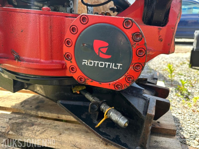 2007 Rototilt RT80 og B20 hurtigfeste - Attachment for Construction machinery: picture 5 2007 Rototilt RT80 og B20 hurtigfeste - Attachment for Construction machinery: picture 5