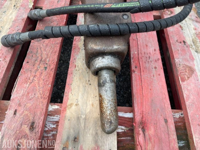 2013 Atlas Copco KM 105 Pigghammer S30, rep objekt - Attachment for Construction machinery: picture 4 2013 Atlas Copco KM 105 Pigghammer S30, rep objekt - Attachment for Construction machinery: picture 4