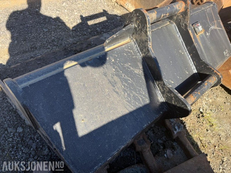 2024 Hardlife Pusseskuffe m/S60 feste - Attachment for Construction machinery: picture 4 2024 Hardlife Pusseskuffe m/S60 feste - Attachment for Construction machinery: picture 4