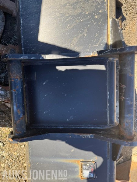 2024 Hardlife Pusseskuffe m/S60 feste - Attachment for Construction machinery: picture 5 2024 Hardlife Pusseskuffe m/S60 feste - Attachment for Construction machinery: picture 5