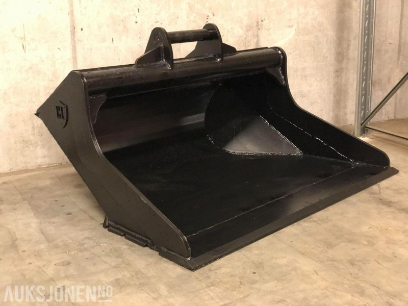 Hardlife S70 Fast Pusskuff 1900 mm for 17-22 tonn - Attachment for Construction machinery: picture 1 Hardlife S70 Fast Pusskuff 1900 mm for 17-22 tonn - Attachment for Construction machinery: picture 1