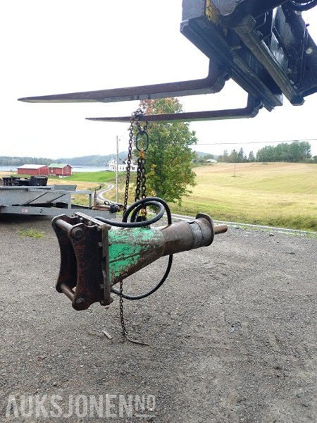 Montabert Sc36 pigghammer - Attachment for Construction machinery: picture 4 Montabert Sc36 pigghammer - Attachment for Construction machinery: picture 4