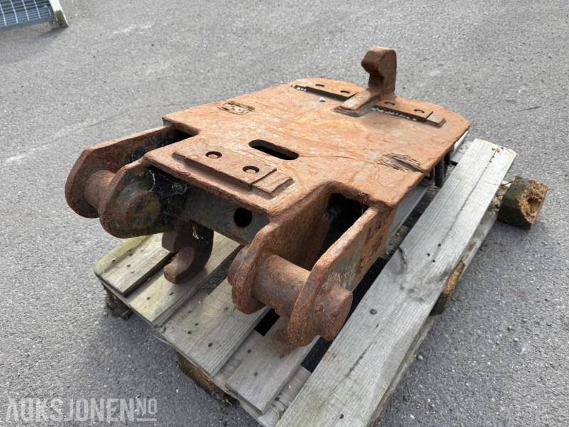 Overgangs feste B20 til B27 - Attachment for Construction machinery: picture 3 Overgangs feste B20 til B27 - Attachment for Construction machinery: picture 3