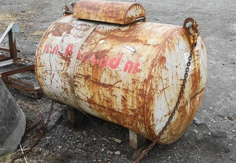 SB ADR/IBC 1050L Dieseltank m/løftekjetting - Attachment for Construction machinery: picture 3 SB ADR/IBC 1050L Dieseltank m/løftekjetting - Attachment for Construction machinery: picture 3