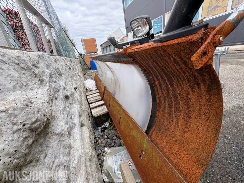 Sno-way brøyteskjær for pickup - 250 cm bredde - Attachment for Construction machinery: picture 3 Sno-way brøyteskjær for pickup - 250 cm bredde - Attachment for Construction machinery: picture 3