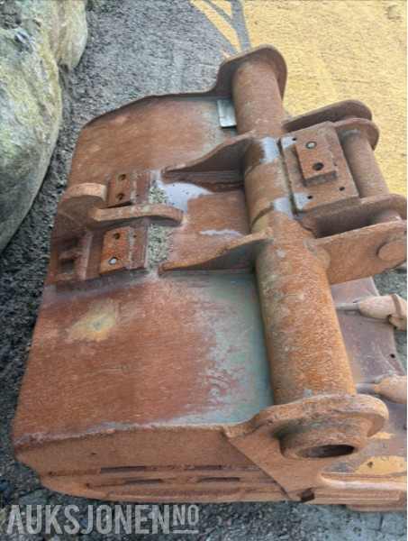 Tannskuffe med KM2 feste - Attachment for Construction machinery: picture 5 Tannskuffe med KM2 feste - Attachment for Construction machinery: picture 5