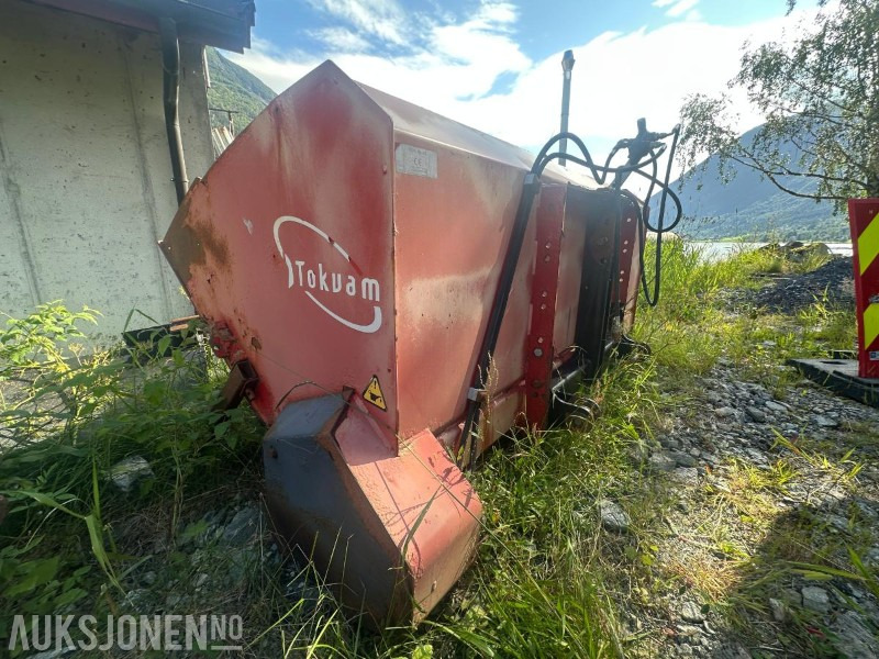 Tokvam Sand- Saltspreder SMA 1600 - Attachment for Construction machinery: picture 4 Tokvam Sand- Saltspreder SMA 1600 - Attachment for Construction machinery: picture 4