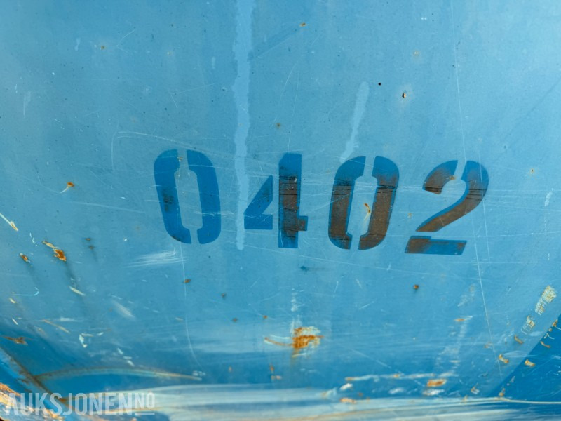 Construction equipment Fuel Proof dieseltank 3000L med lokk og tilkoblinger: picture 13