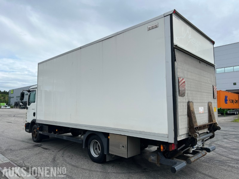 MAN TGL 8.220 15 pll med bakløfter 1500 kg - Box truck: picture 3 MAN TGL 8.220 15 pll med bakløfter 1500 kg - Box truck: picture 3