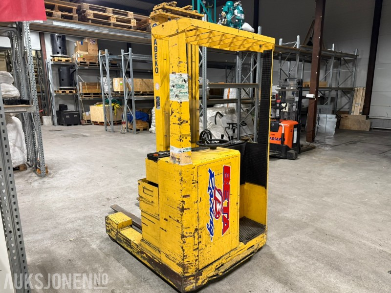 1995 ABECO 12 SMATTF – Elektrisk skyvemasttruck / stabler 1200 kg, 5,65 m løftehøyde - Material handling equipment: picture 4 1995 ABECO 12 SMATTF – Elektrisk skyvemasttruck / stabler 1200 kg, 5,65 m løftehøyde - Material handling equipment: picture 4