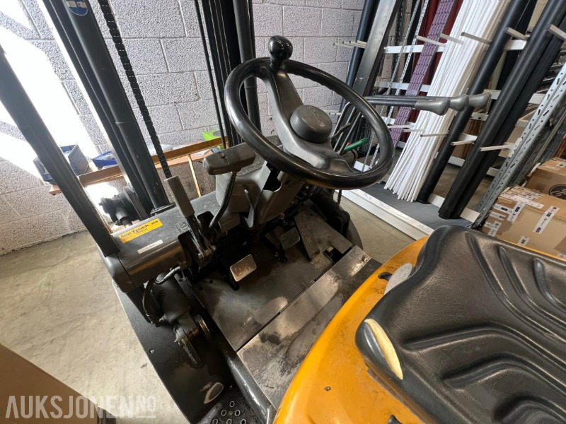 1996 TCM FD-25 motvektstruck - Material handling equipment: picture 5 1996 TCM FD-25 motvektstruck - Material handling equipment: picture 5