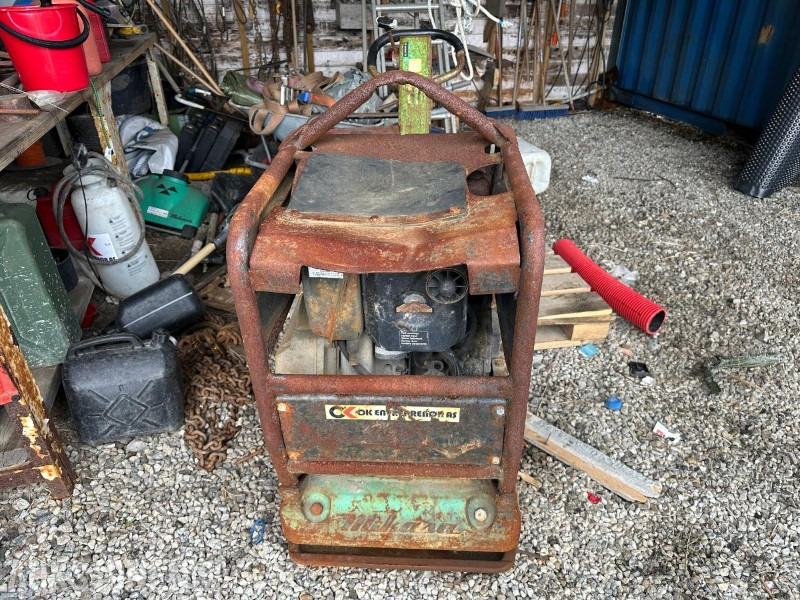 Mikoso MVH-602 vibroplate - Construction equipment: picture 2 Mikoso MVH-602 vibroplate - Construction equipment: picture 2