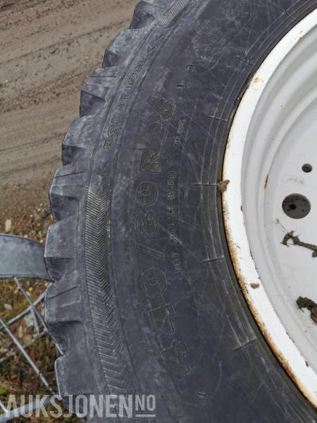 Nokian tri2 vinterhjul på felg - Farm tractor: picture 3 Nokian tri2 vinterhjul på felg - Farm tractor: picture 3