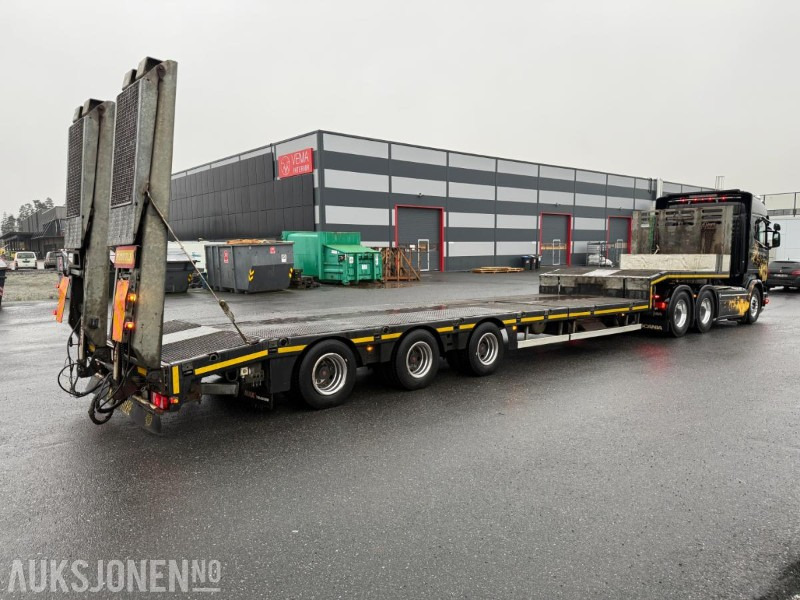 2015 Scania R580 TUNGTREKKER M/MASKINHENGER 6X4 SERVICEHISTORIKK EURO-6 581HK. - Tractor unit: picture 5 2015 Scania R580 TUNGTREKKER M/MASKINHENGER 6X4 SERVICEHISTORIKK EURO-6 581HK. - Tractor unit: picture 5