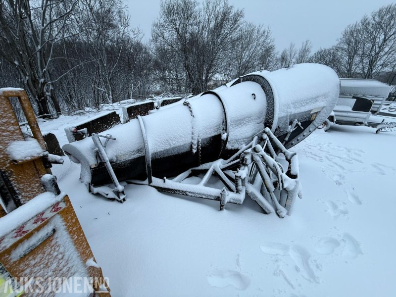 2011 Tellesfdal D3600 Diagonalplog m/ høyt utkast - Truck: picture 5 2011 Tellesfdal D3600 Diagonalplog m/ høyt utkast - Truck: picture 5