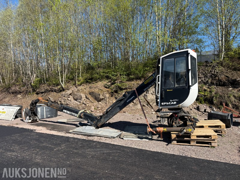 2020 Palfinger Epsilon M121L83 Tømmerkran med kontroller - 20 m - Truck: picture 1 2020 Palfinger Epsilon M121L83 Tømmerkran med kontroller - 20 m - Truck: picture 1