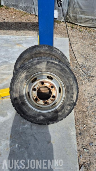 Lastebilhjul 235/75R17.5 - ingen minstepris - Truck: picture 4 Lastebilhjul 235/75R17.5 - ingen minstepris - Truck: picture 4