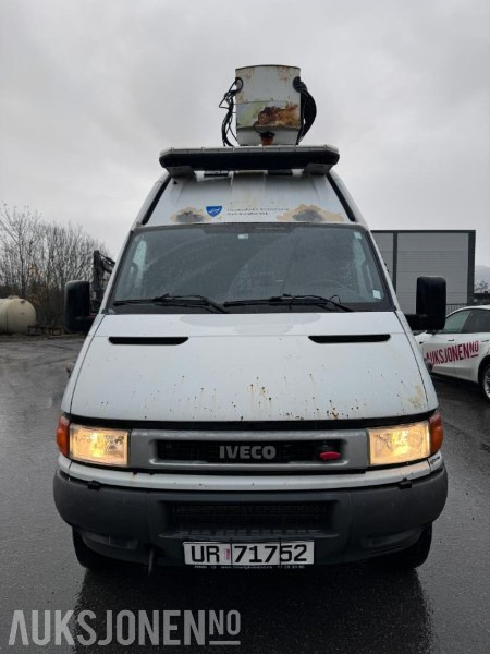 2005 Iveco Daily, Liftbil - UniJet - HPT 65C15, 230.604 km - Nifty lift - VM 140 med personkorg - Sertifisert lift til juni 2026 - Utility/ Special vehicle: picture 2 2005 Iveco Daily, Liftbil - UniJet - HPT 65C15, 230.604 km - Nifty lift - VM 140 med personkorg - Sertifisert lift til juni 2026 - Utility/ Special vehicle: picture 2