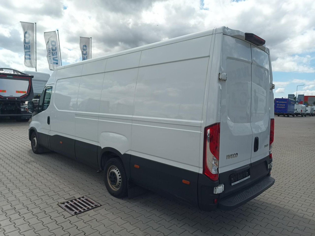 Panel van IVECO Daily 35S16A8V: picture 11