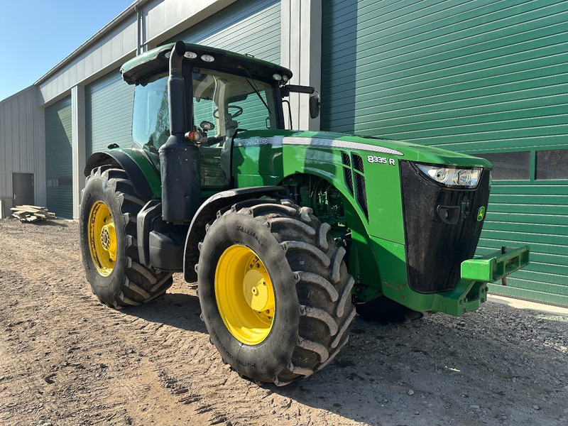 John Deere 8335 R POWERSHIFT - Farm tractor: picture 2 John Deere 8335 R POWERSHIFT - Farm tractor: picture 2