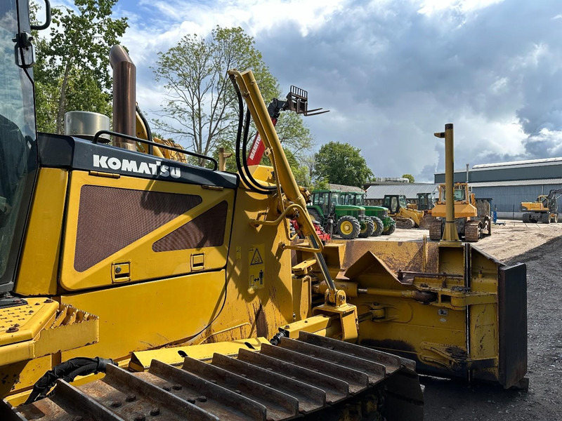 Bulldozer Komatsu D65PX-16 Trimble 3D GPS System - Foldable blade: picture 18 Bulldozer Komatsu D65PX-16 Trimble 3D GPS System - Foldable blade: picture 18
