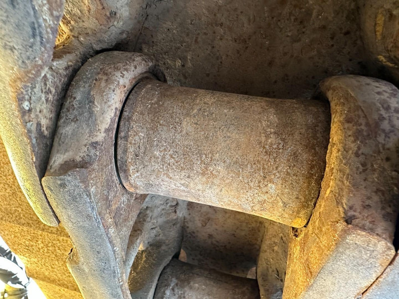 Bulldozer Komatsu D65PX-16 Trimble 3D GPS System - Foldable blade: picture 14 Bulldozer Komatsu D65PX-16 Trimble 3D GPS System - Foldable blade: picture 14