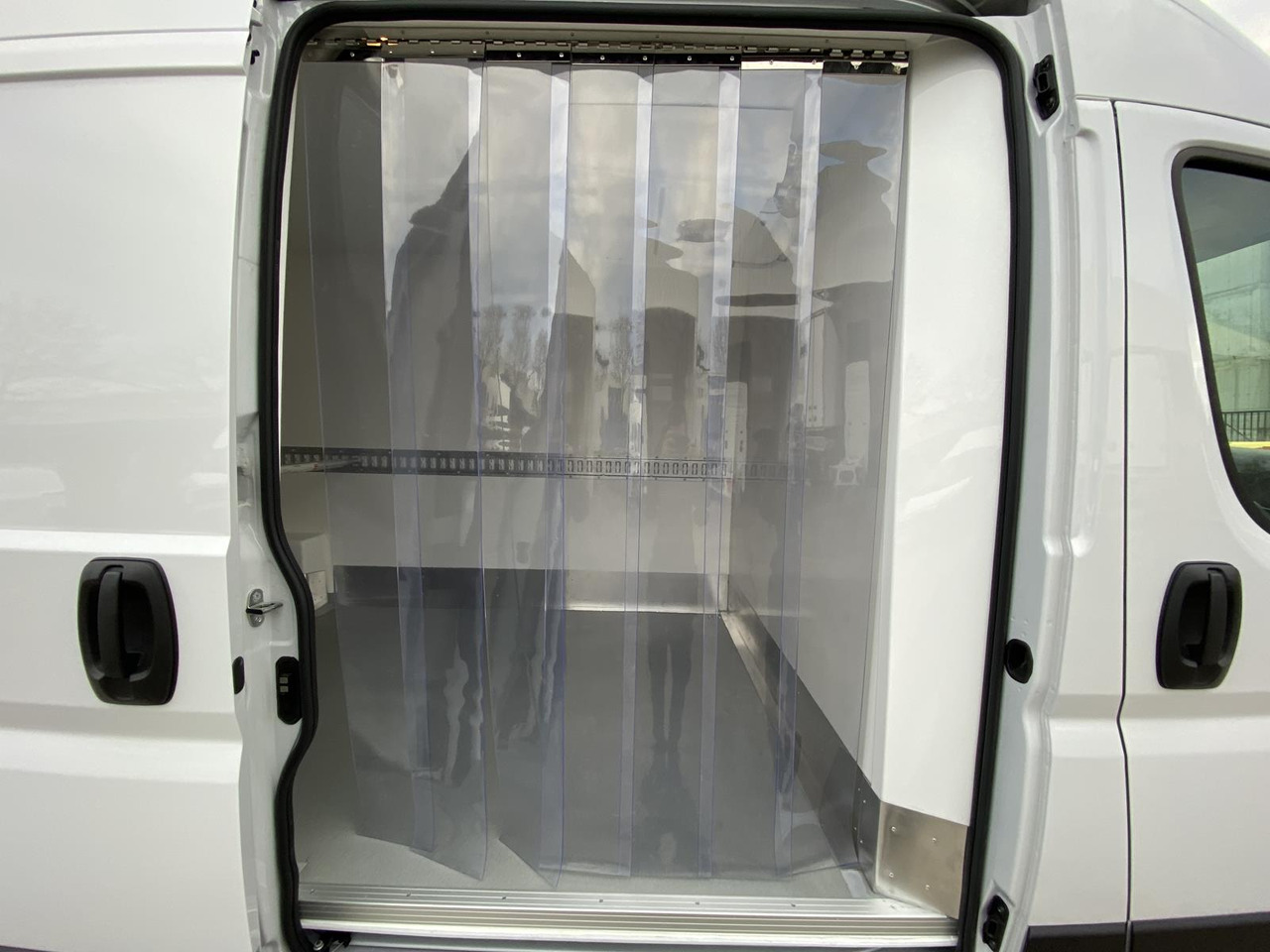 New Refrigerated van FIAT DUCATO L3H2 180PS BASE HEAVY / FRISCHDIENST + XARIOS 300 12-380V + Heizung: picture 7