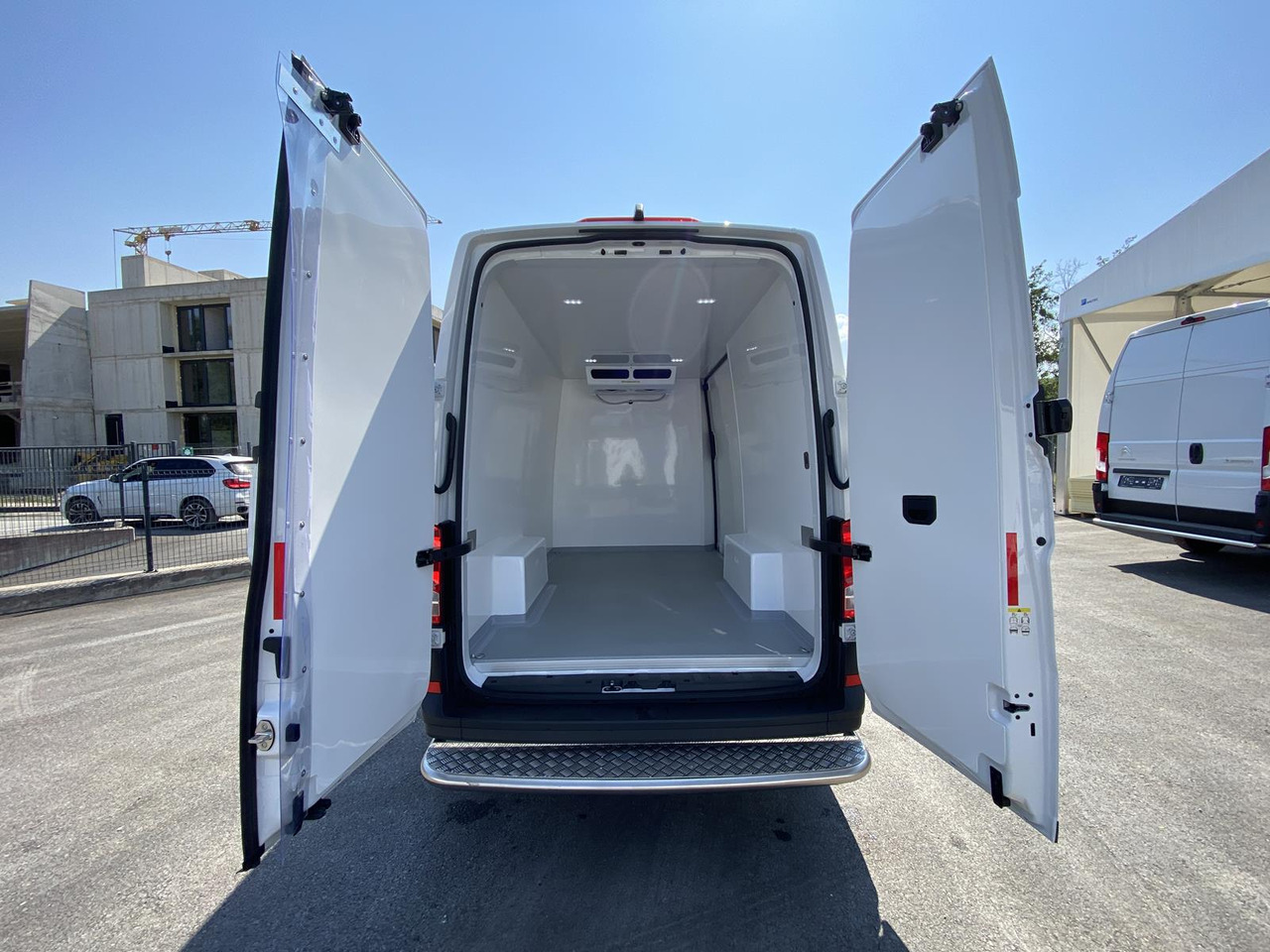 MAN TGE 3.140 L3H3 140PS RS3640mm/ FRISCHDIENST BIS 0 + KONVEKTA UNDERMODE - Refrigerated van: picture 2 MAN TGE 3.140 L3H3 140PS RS3640mm/ FRISCHDIENST BIS 0 + KONVEKTA UNDERMODE - Refrigerated van: picture 2