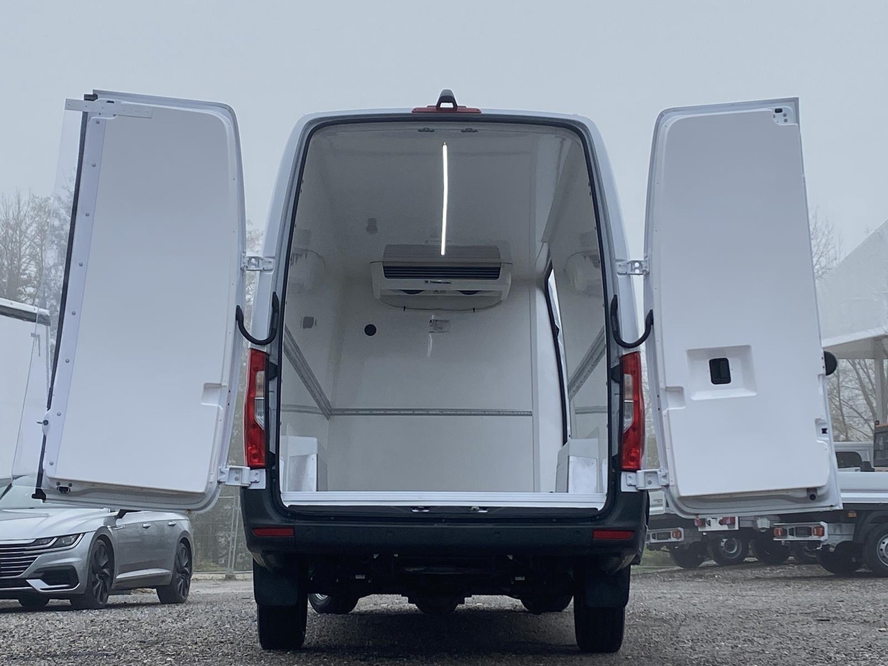 Leasing of MERCEDES-BENZ SPRINTER 317 CDI L4H3 170PS AUTOMATIK FRISCHDIENST + KONVEKTA FK 3022 12-220V MERCEDES-BENZ SPRINTER 317 CDI L4H3 170PS AUTOMATIK FRISCHDIENST + KONVEKTA FK 3022 12-220V: picture 12 Leasing of MERCEDES-BENZ SPRINTER 317 CDI L4H3 170PS AUTOMATIK FRISCHDIENST + KONVEKTA FK 3022 12-220V MERCEDES-BENZ SPRINTER 317 CDI L4H3 170PS AUTOMATIK FRISCHDIENST + KONVEKTA FK 3022 12-220V: picture 12