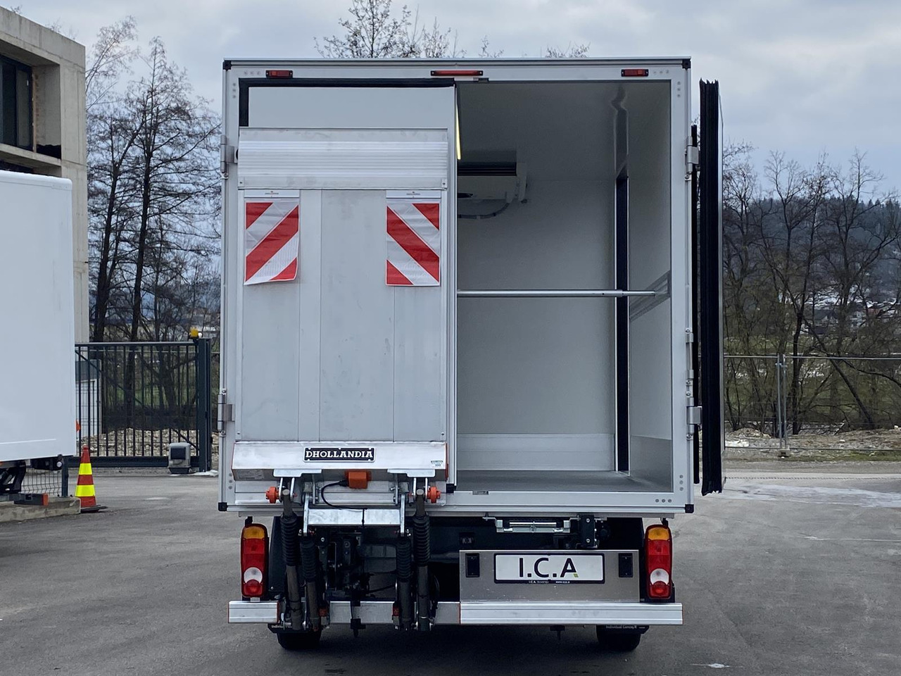New Refrigerated van OPEL MOVANO 1+6 DOKA 140PS | KÜHLKOFFER + LADERAMPE: picture 35