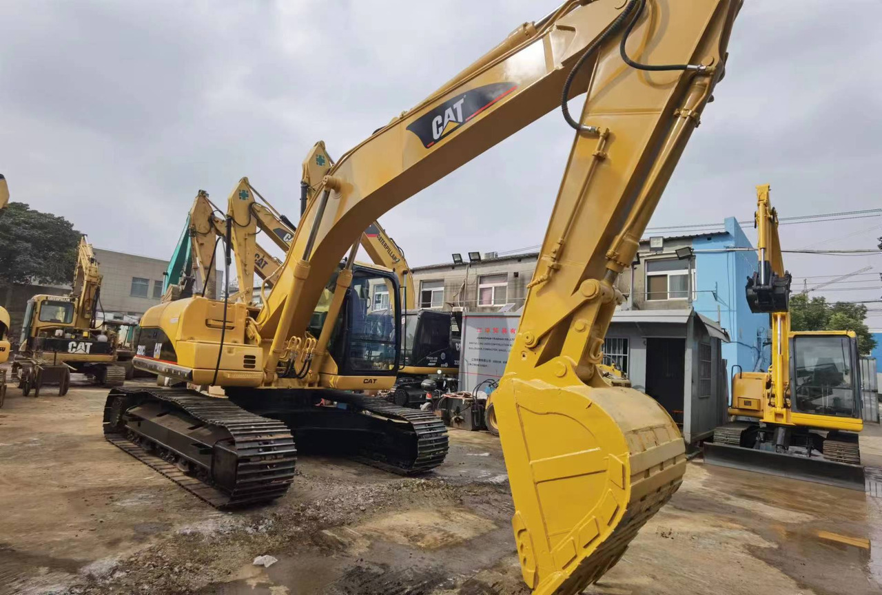 Caterpillar 320C 320CL 320BL Used Excavator CAT 320D 320D2 320GC 20 Ton Crawler Excavator - Crawler excavator: picture 3 Caterpillar 320C 320CL 320BL Used Excavator CAT 320D 320D2 320GC 20 Ton Crawler Excavator - Crawler excavator: picture 3