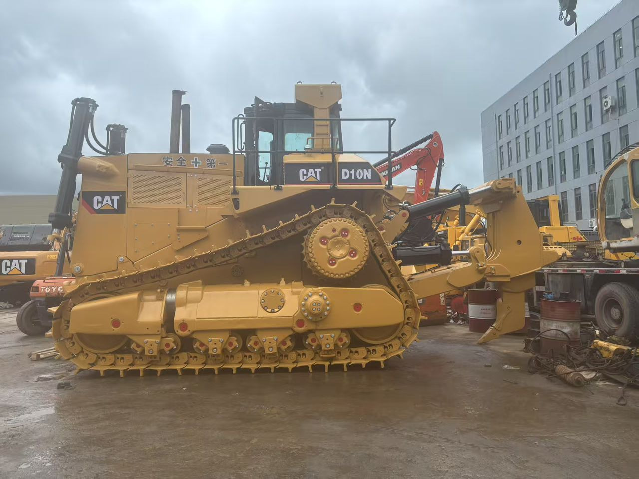 Caterpillar CAT Used Crawler Bulldozer Tractor D10N D9R D8R D8T D7R D7G D6G Dozer for Sale - Bulldozer: picture 1 Caterpillar CAT Used Crawler Bulldozer Tractor D10N D9R D8R D8T D7R D7G D6G Dozer for Sale - Bulldozer: picture 1