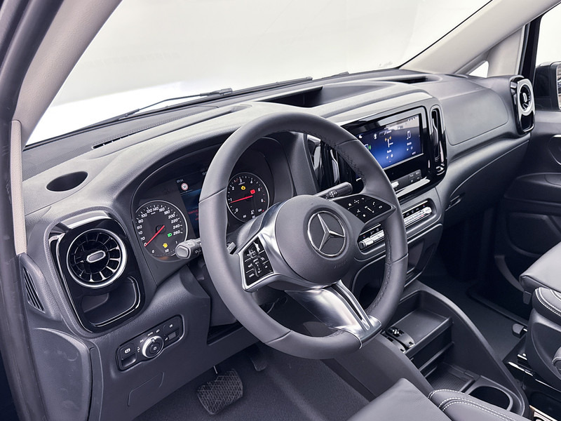 Mercedes-Benz Vito 119 CDI DC L3 *Edition* volledig Leder 19"inch AMG velgen Dubbele cabine Extra Lang Dubbele Schuifdeur Multibeam LED Trekhaak Ac - Small van: picture 5 Mercedes-Benz Vito 119 CDI DC L3 *Edition* volledig Leder 19"inch AMG velgen Dubbele cabine Extra Lang Dubbele Schuifdeur Multibeam LED Trekhaak Ac - Small van: picture 5
