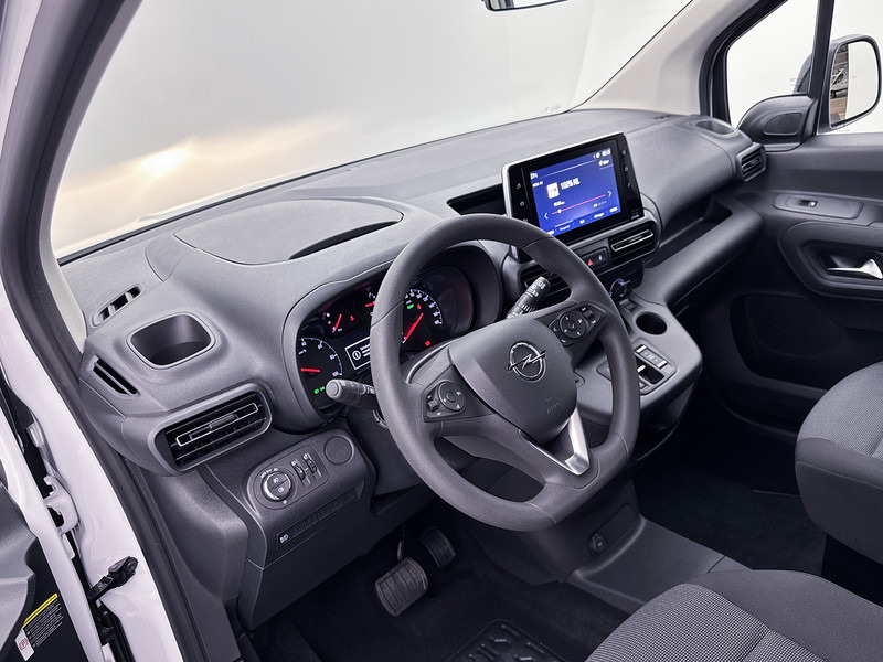 Opel Combo Electric 136 L2 50kWh Achteruitrijcamera Parkeersensoren Cruise Control - Small van, Electric van: picture 5 Opel Combo Electric 136 L2 50kWh Achteruitrijcamera Parkeersensoren Cruise Control - Small van, Electric van: picture 5