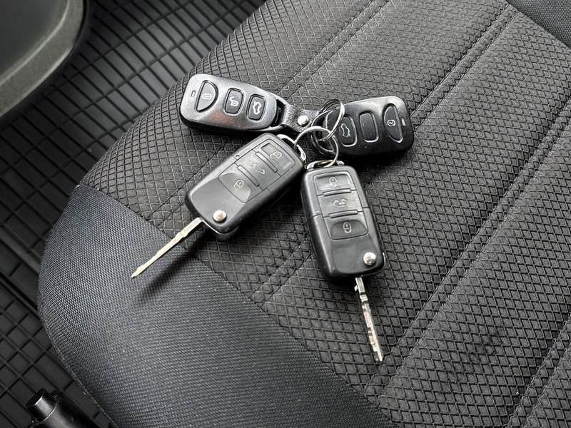 Panel van Volkswagen Crafter 35 2.0 TDI L1H1 2x schuifdeur Inrichting Lucht geveerde stoel Cruise control Airco: picture 11 Panel van Volkswagen Crafter 35 2.0 TDI L1H1 2x schuifdeur Inrichting Lucht geveerde stoel Cruise control Airco: picture 11