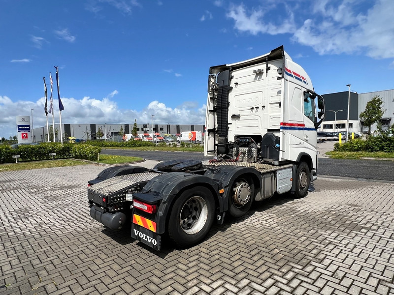 Volvo FH 500 6x2 vla trekker Globetrotter / hydraulic - Tractor unit: picture 5 Volvo FH 500 6x2 vla trekker Globetrotter / hydraulic - Tractor unit: picture 5